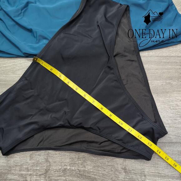 Zaful Plus Size Cross Front Keyhole Tankini Swimsuit Size 2XL - Picture 3 of 4